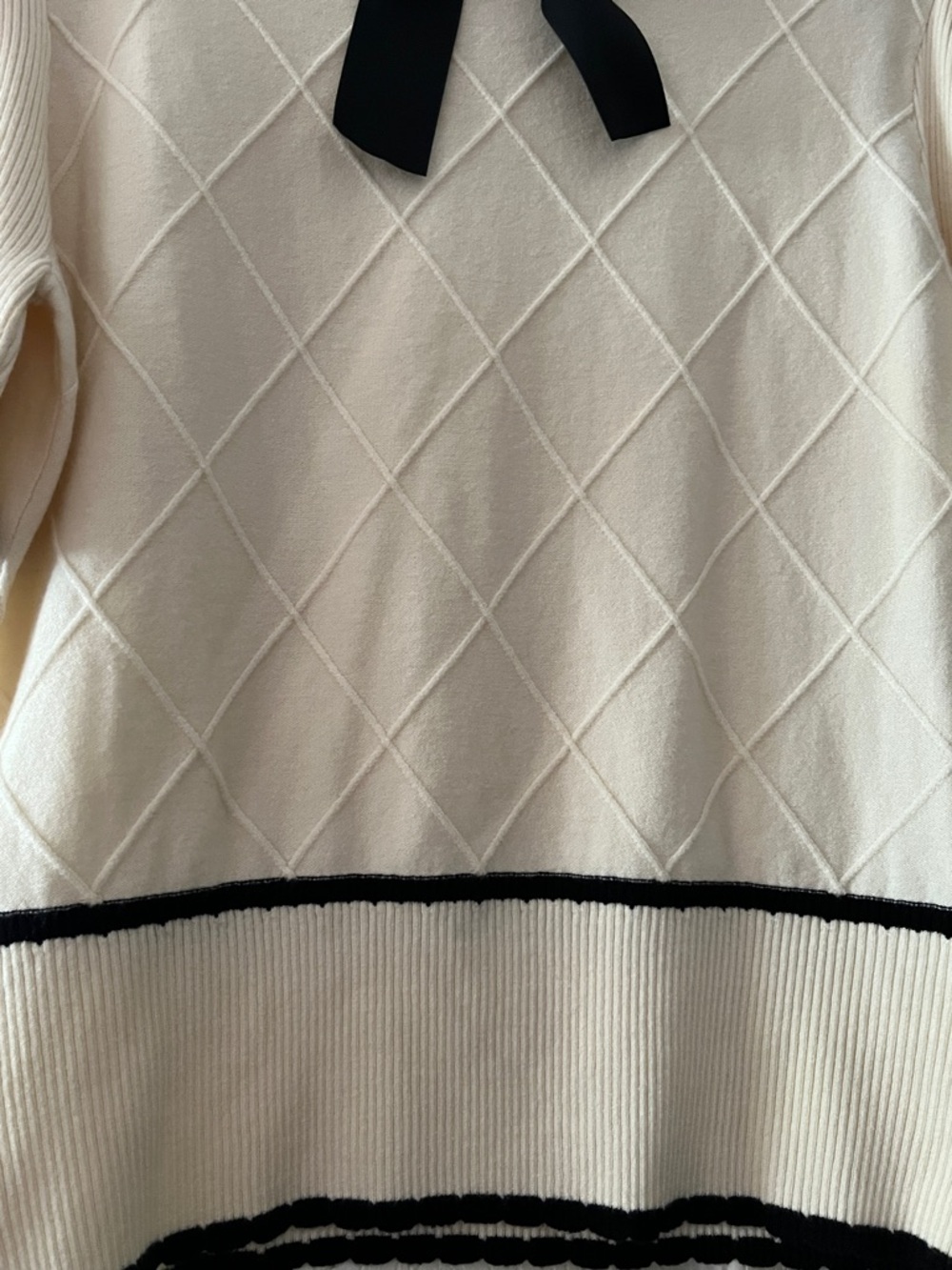 Ontwelth Cream Short sleeve Sweater with Black Trim and Black Bow Accent - Picture 4 of 5